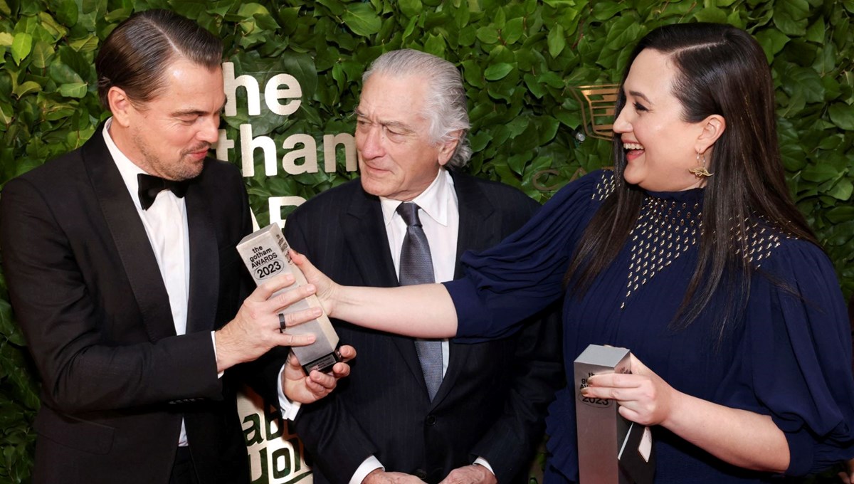 Robert De Niro'dan sahnede beklenmedik çıkış: Konuşmamı makasladılar! Robert De Niro'dan sahnede beklenmedik çıkış: Konuşmamı makasladılar!