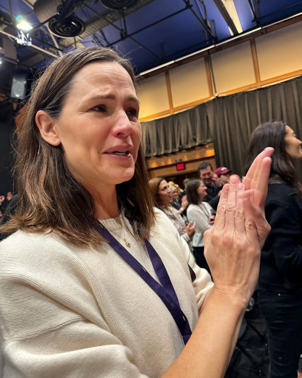 Jennifer Garner'ın mutluluk gözyaşları: Kızı liseden mezun oldu - 4