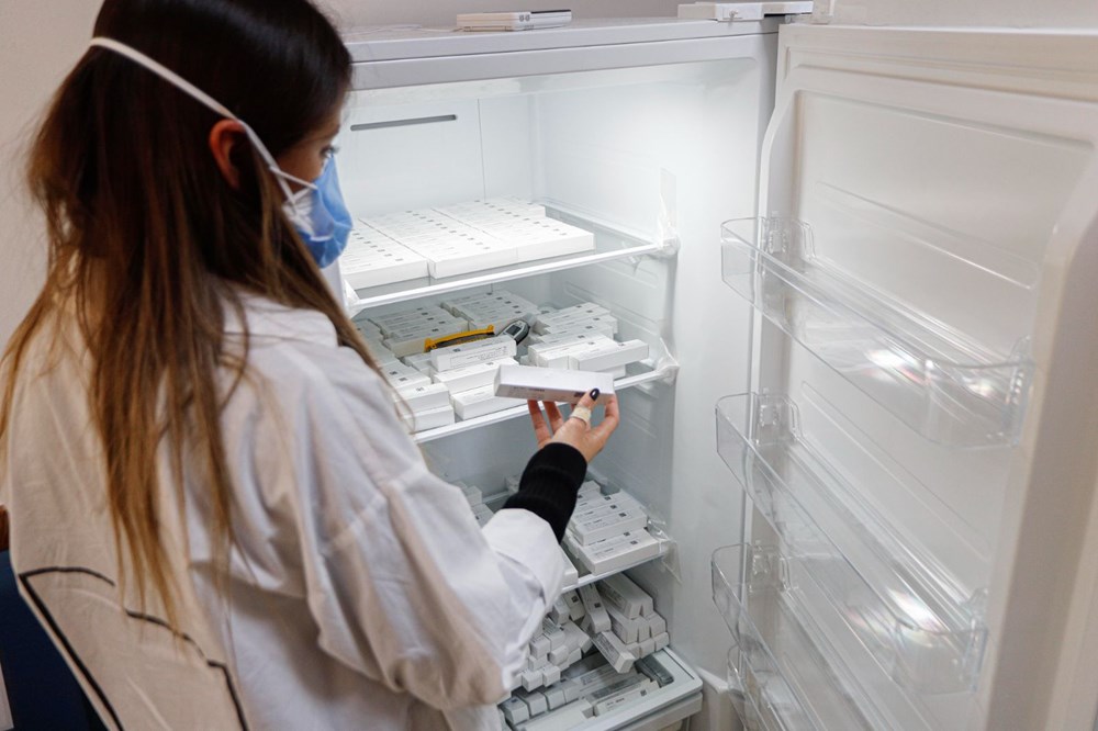 Hacettepe De Turk Profesorun Asisi Eksi 72 Cin Asisi Arti 4 Te Tutuluyor Saglik Haberleri Ntv