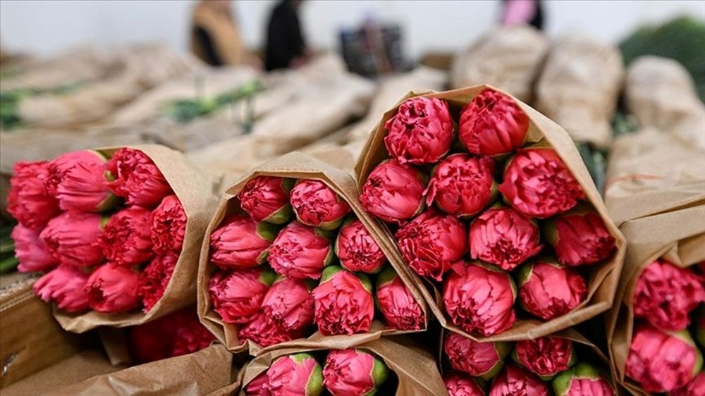 2025 14 Şubat Sevgililer Günü mesajları... Eşe ve sevgiliye gönderilebilecek anlamlı 14 Şubat Mesajları - 1