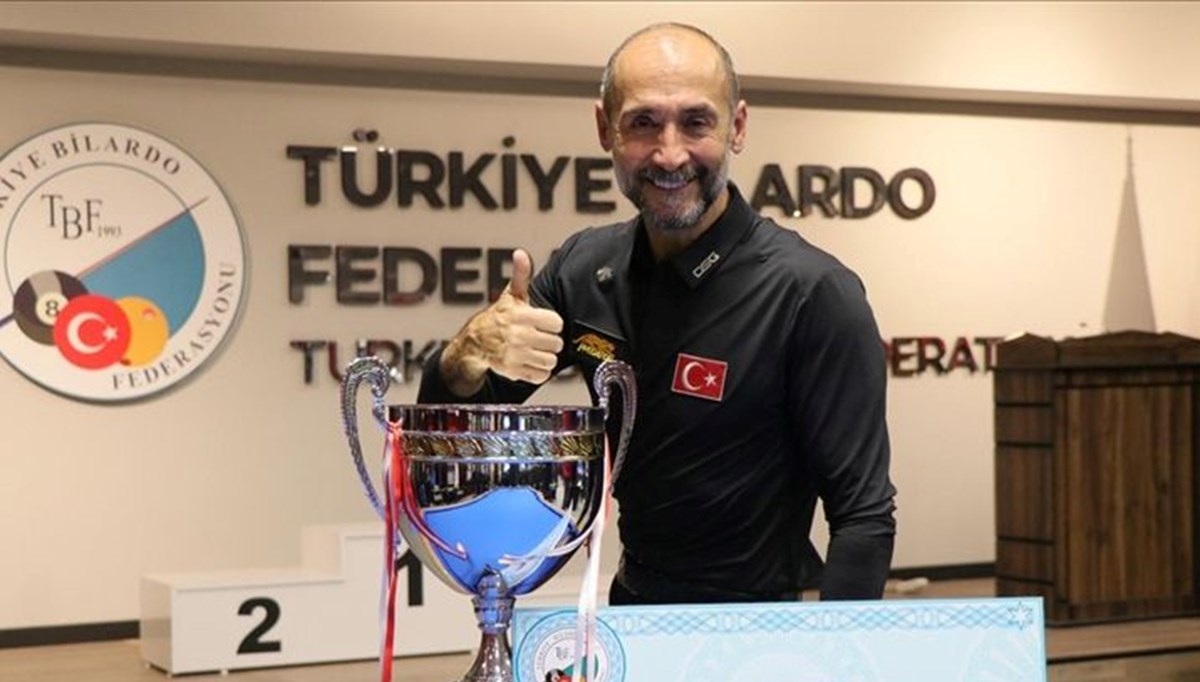 Semih Saygıner'den Türkiye 3 Bant Bilardo şampiyonluğu