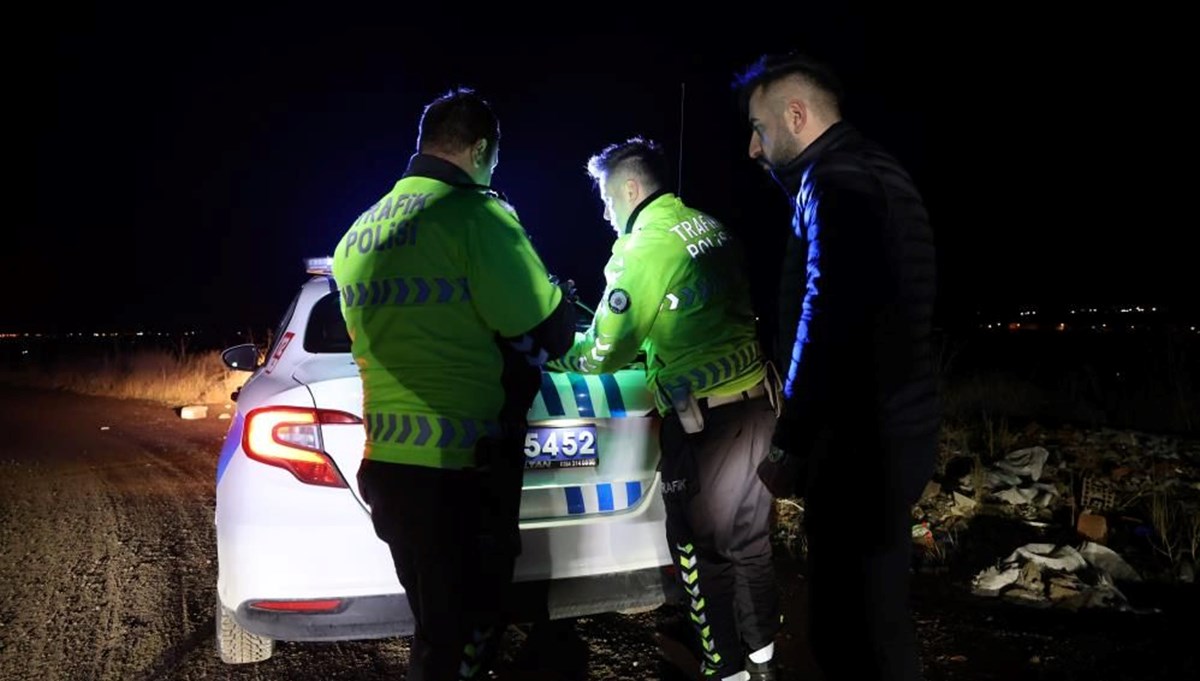 Takla atan araçtan burnu bile kanamadan çıktı Takla atan araçtan burnu bile kanamadan çıktı