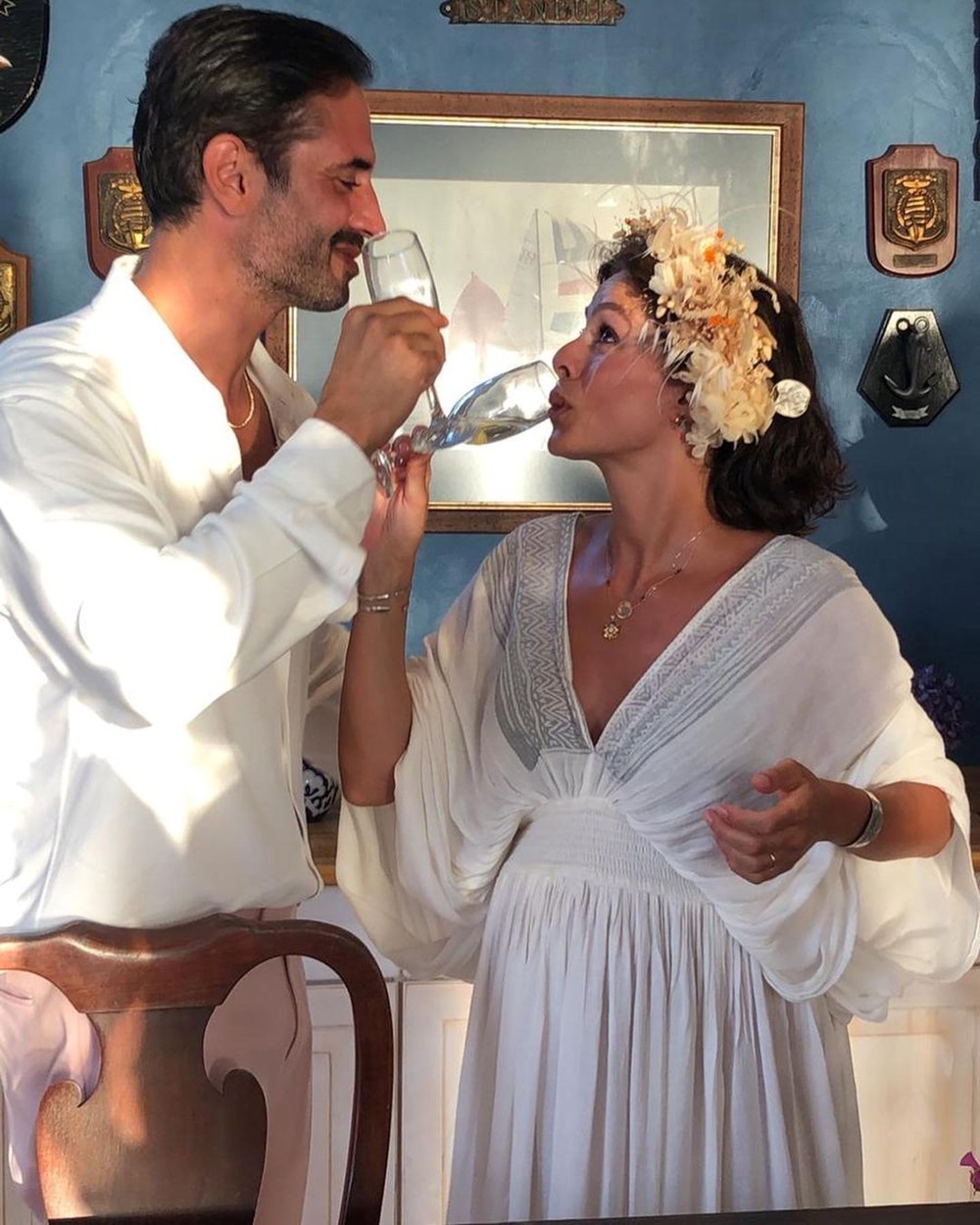 Özge Özpirinçci ve Burak Yamantürk'ten romantik yıl dönümü kutlaması - 2