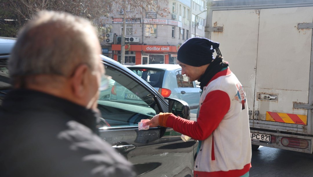 Konya'nın "Dilenci Doğan"ından şaşırtan sözler: "Atın atın geçin, 100 bin lira verseler dilenciliği bırakmam"