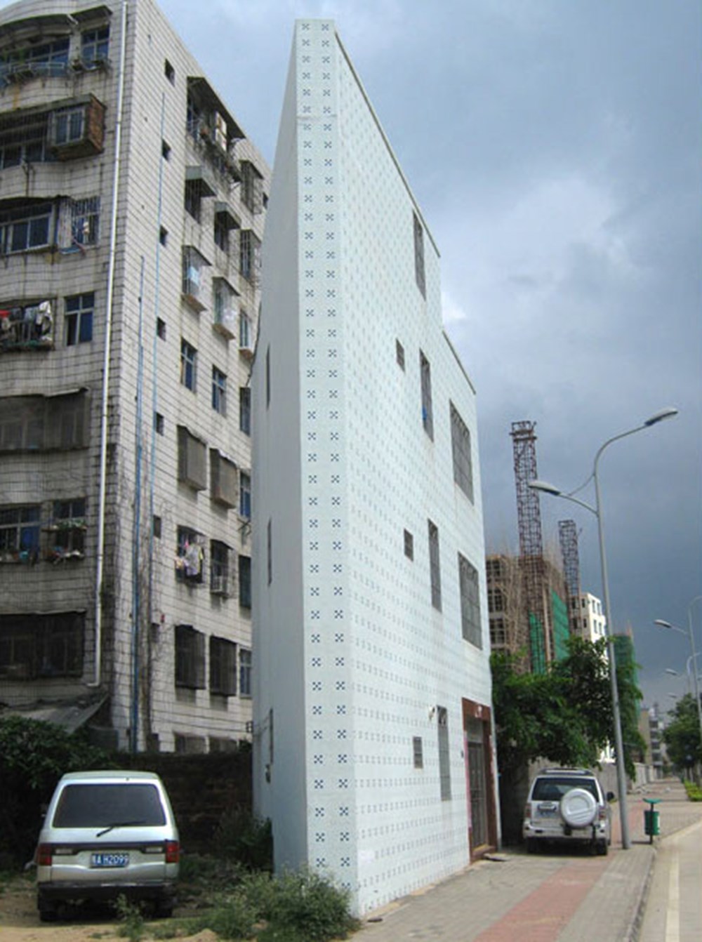 Thin built