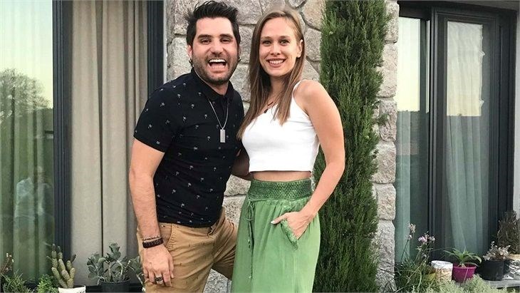 Begüm Öner, eşi Ceyhun Fersoy'la Cihangir'deki şiddet dolu geceyi ağlayarak anlattı: Sürüklenerek kendimi asansörde buldum! - Magazin Haberleri