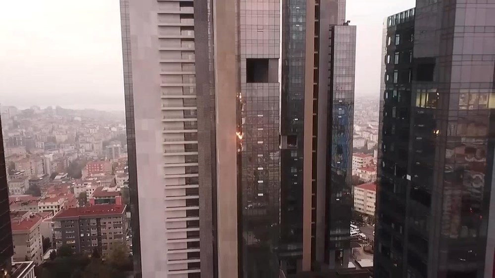 İstanbul'da iş merkezinde yangın - 2