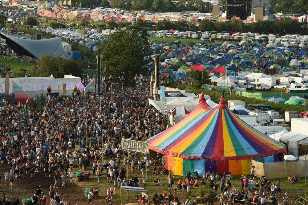 Glastonbury Festivali'nin 50. yılı sanal sergiyle kutlanıyor - 37