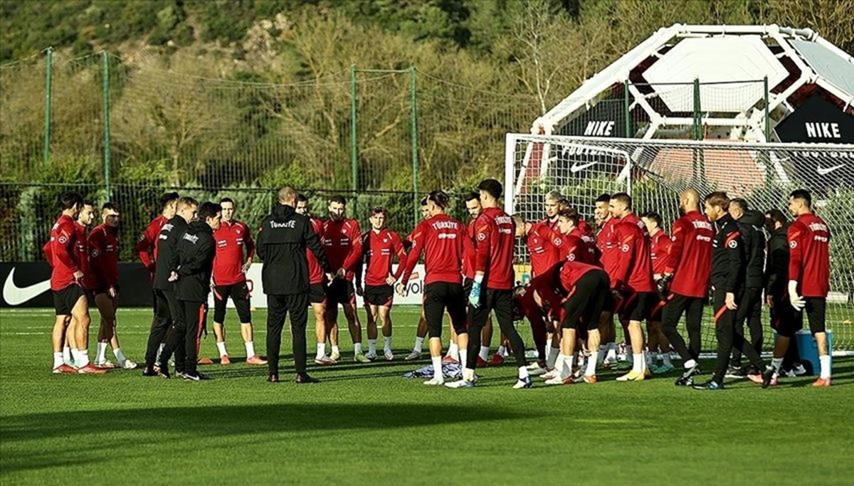 A Milli Futbol Takımı, Letonya maçı için Riga'ya gitti