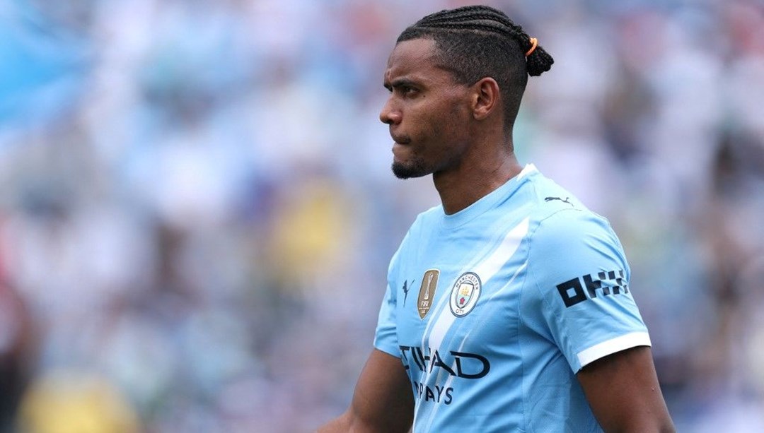 Galatasaray'ın Akanji transferinde 24 saat ayrıntısı: Önce yazıldı sonra silindi
