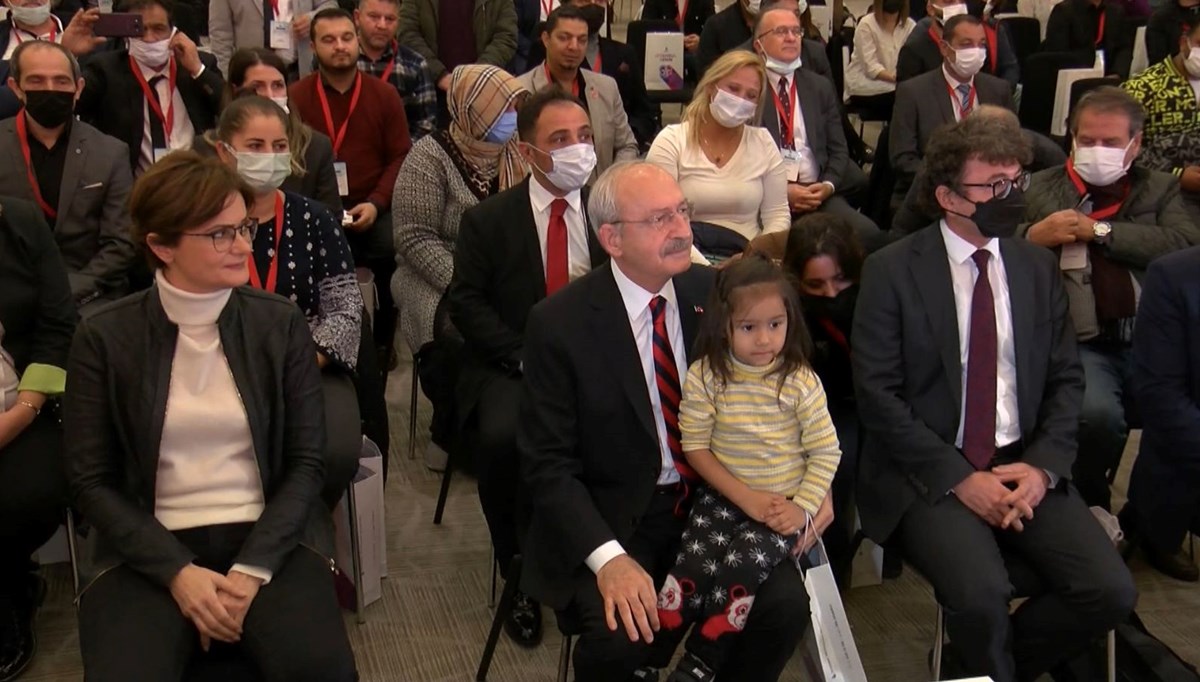 Kılıçdaroğlu: İktidar olduğumuzda okula giden Roman çocuklara burs vereceğiz