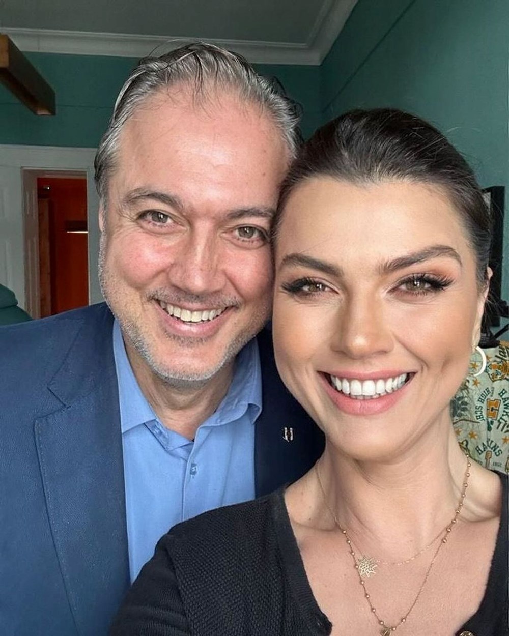 Cenk Eren'den Ajda Pekkan paylaşımı: Ben yaşlandım o hala genç (Ünlülerin çocukluk ve gençlik halleri) - 161