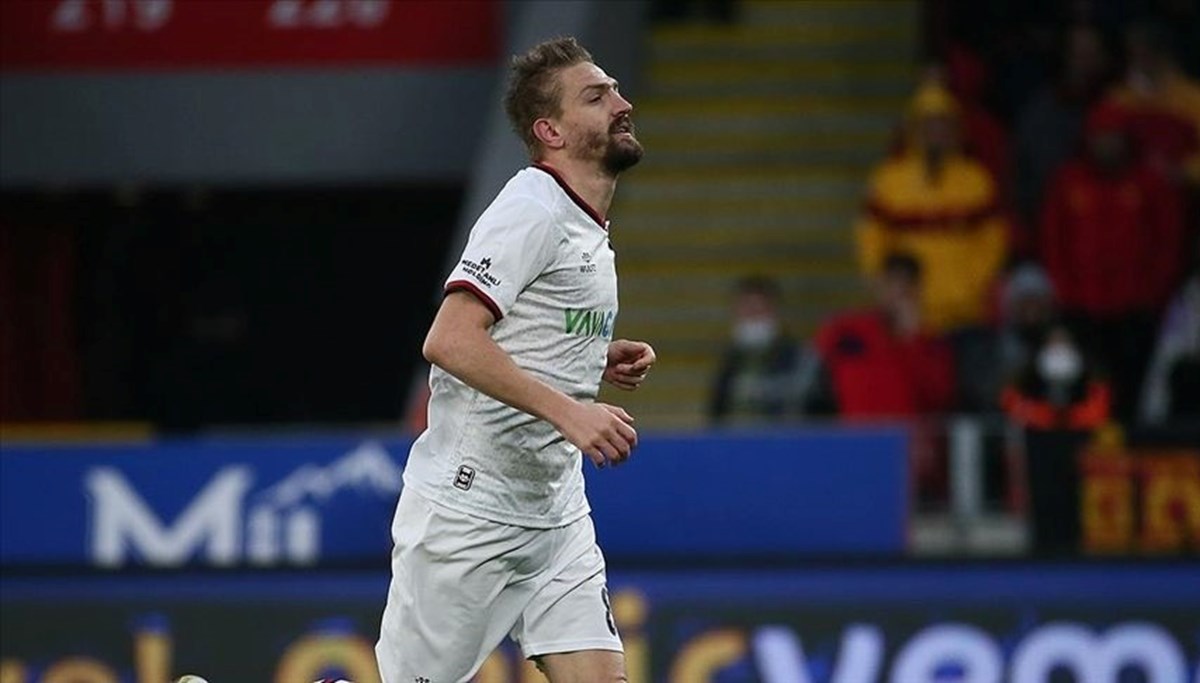TFF Tahkim Kurulu, Caner Erkin'in 3 maç men cezasını 1'e düşürdü TFF Tahkim Kurulu, Caner Erkin'in 3 maç men cezasını 1'e düşürdü