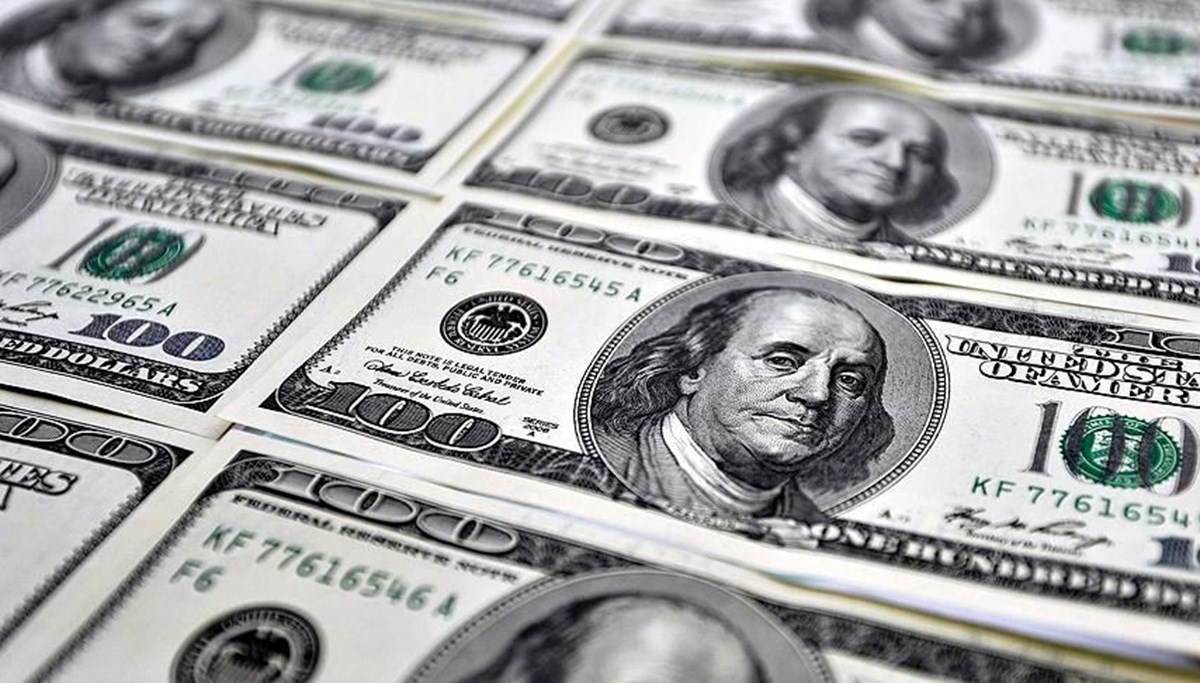 FBI duyudu: 60 yaş üzeri ABD'liler geçen sene 3,4 milyar dolardan fazla dolandırıldı FBI duyudu: 60 yaş üzeri ABD'liler geçen sene 3,4 milyar dolardan fazla dolandırıldı