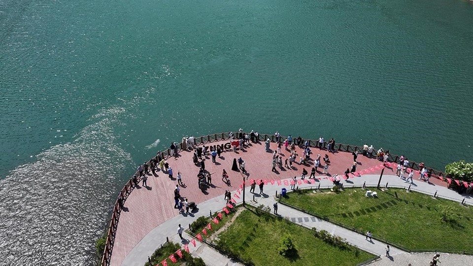  115 bin 350 ziyaretçi - 2