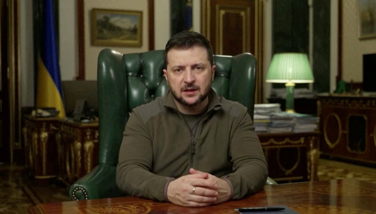 Zelenski'den Biden'a Rusya talebi Zelenski'den Biden'a Rusya talebi