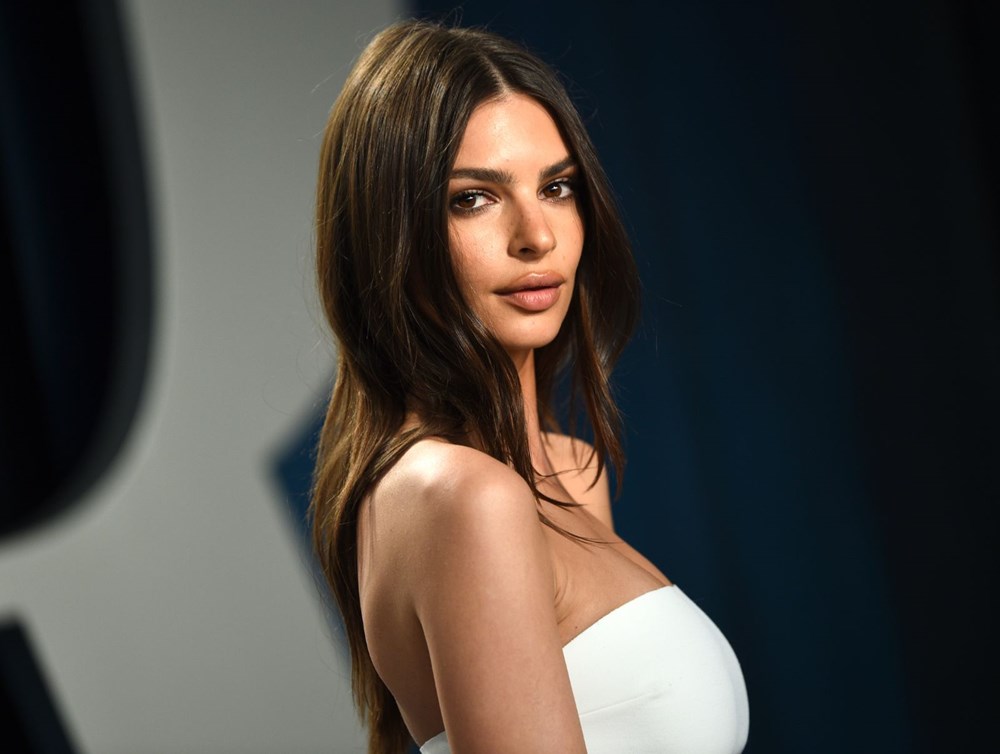 Emily Ratajkowski NFT'sini açık artırmaya çıkarıyor - 6