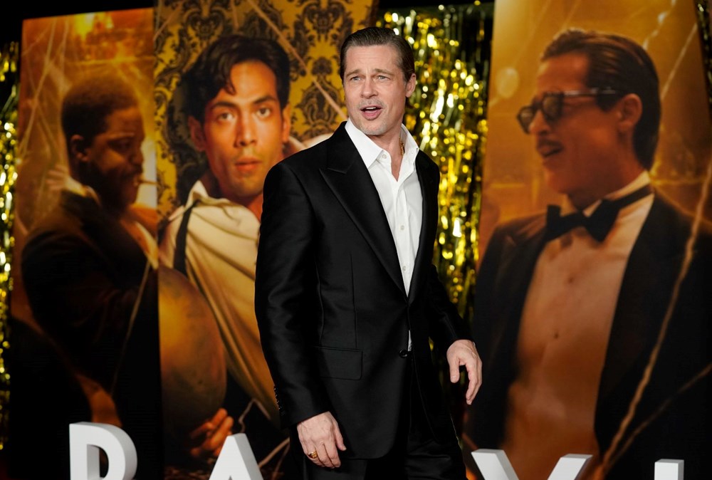 Margot Robbie ve Brad Pitt'in başrolünde olduğu 'Babylon' prömiyerinde kırmızı halı şıklığı - 6