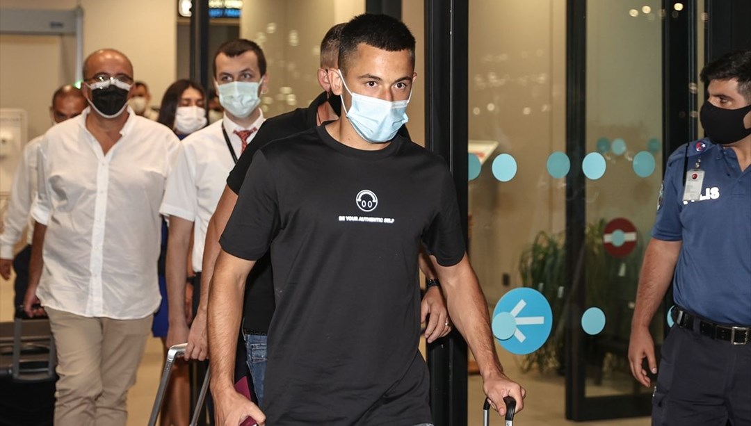 Morutan, Galatasaray için İstanbul'a geldi - Vimarsana News