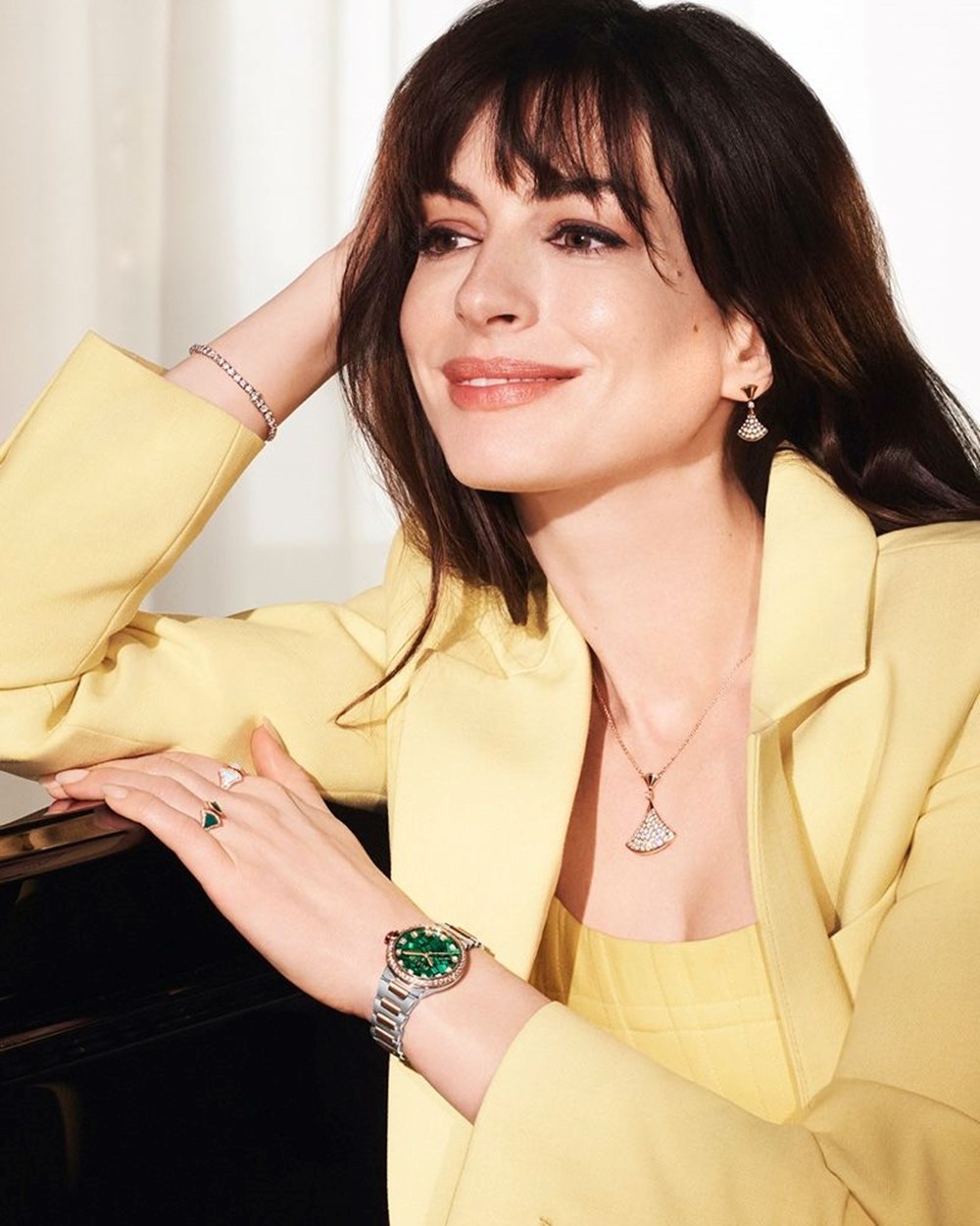 Oscar'lı oyuncu Anne Hathaway marka yüzü oldu - 2