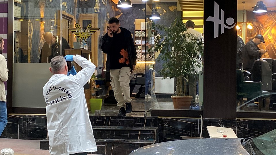 Tıraş olurken ağabeyi öldürmüştü: Babasıyla birlikte defnedildi - 2