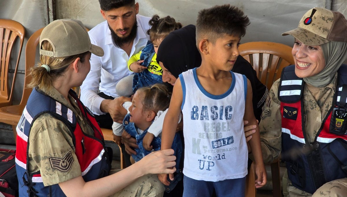 Cilvegözü’nde Suriyelilerin bayram geçişleri