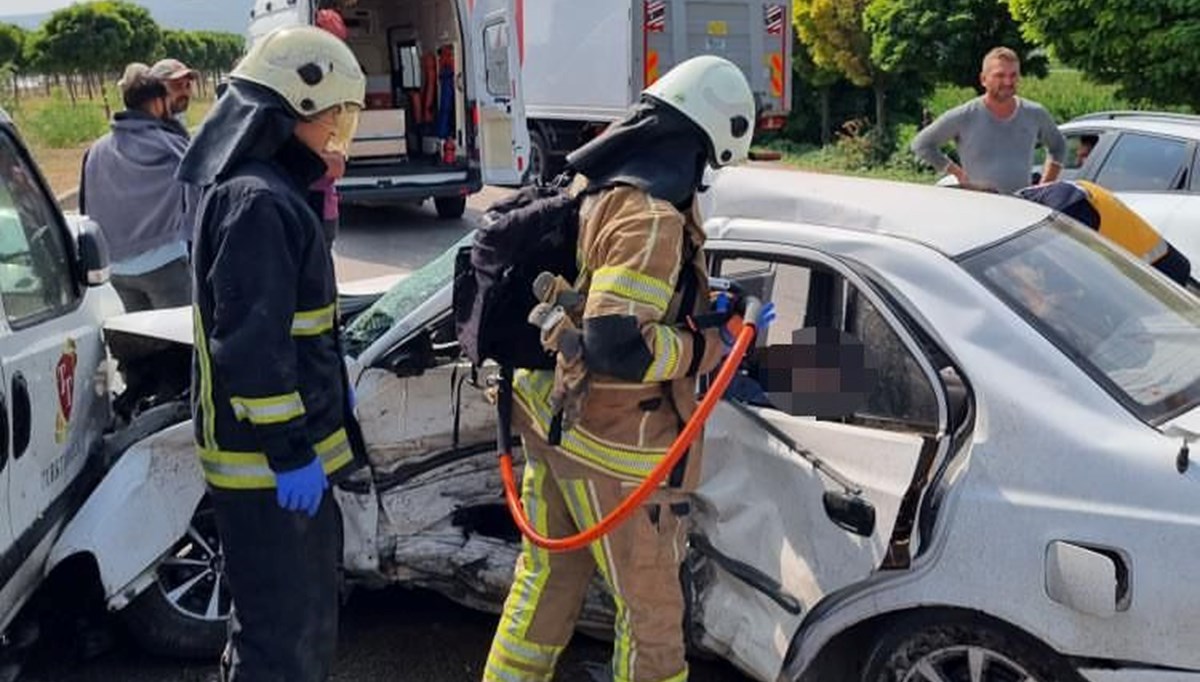 Yaşlı çift trafik kazası kurbanı