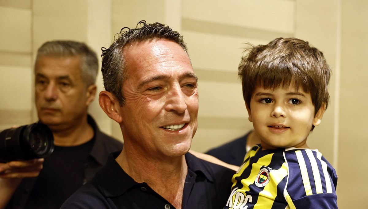 Fenerbahçe, Göztepe maçı öncesi taraftarlarla buluştu