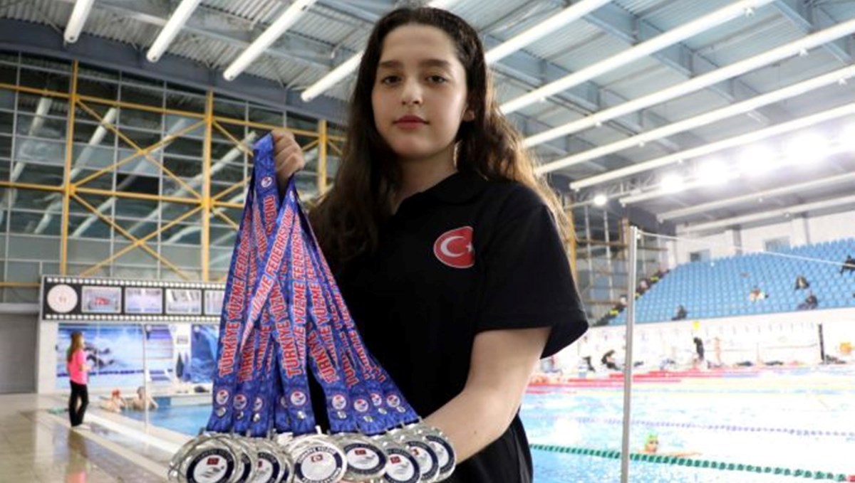 Doğuştan engelli yüzücü Melisa Şahin 4 yılda 60 madalya kazandı