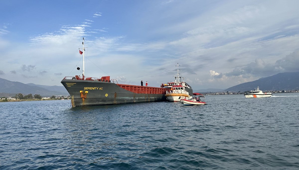 Fethiye Körfezi'nde kuru yük gemisinde patlama: 4 kişi yaralandı Fethiye Körfezi'nde kuru yük gemisinde patlama: 4 kişi yaralandı