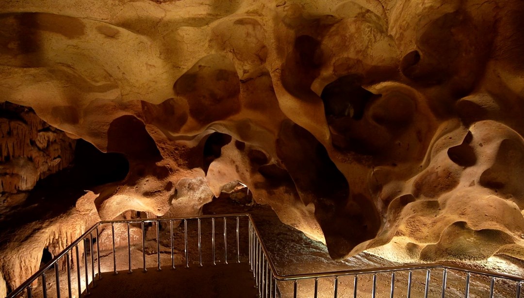 Çobanın bulduğu mağarayı yılda 200 bin kişi ziyaret ediyor