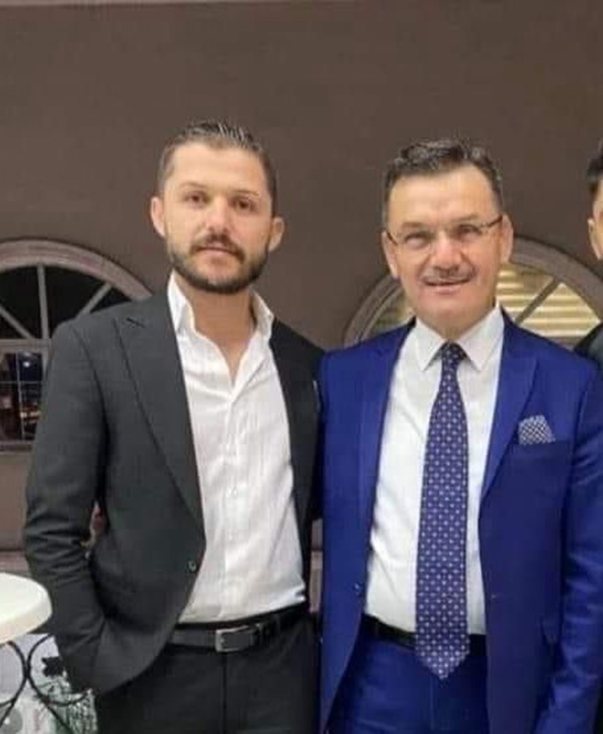 Muhammet Ali Arslan (soldaki), babası AK Parti Bartın İl Başkanı Yaşar Arslan
