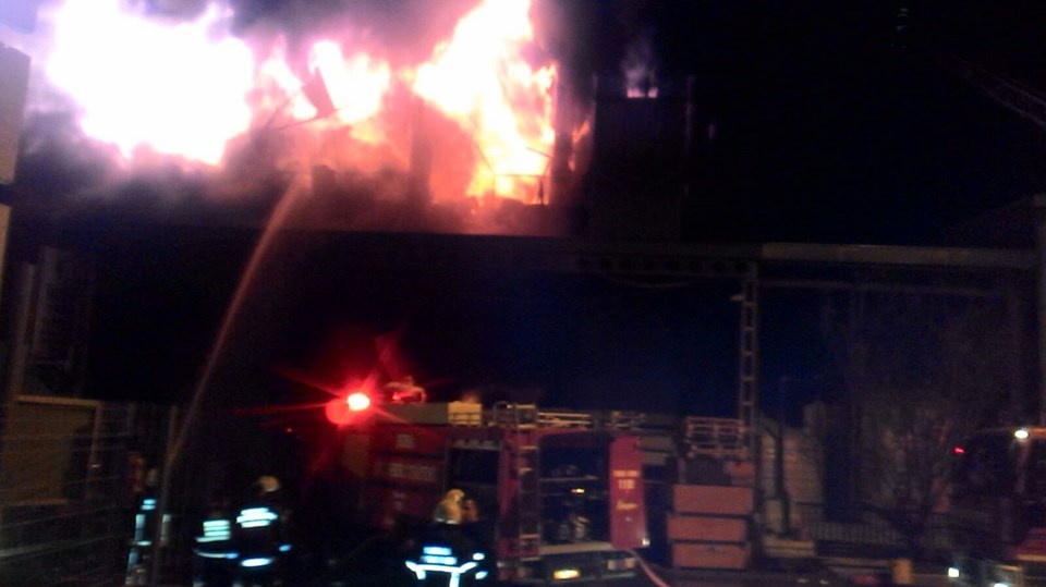 Bursa'da fabrika yangını devam ediyor - 2