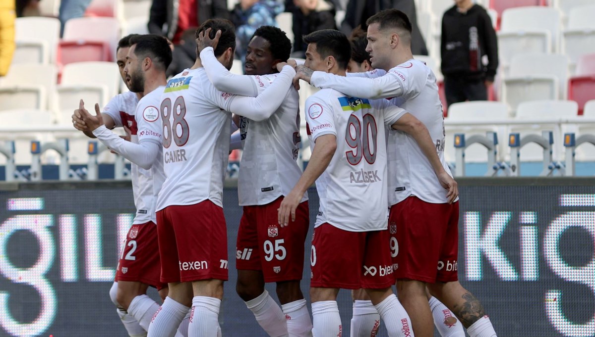 Sivasspor'da Rey Manaj etkisi: Yenilmezlik serisi 5 maça çıktı