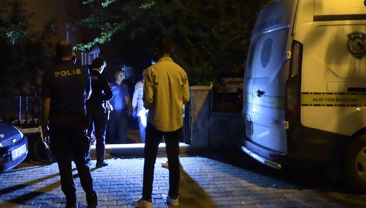 Silahla oynarken ablasını öldürdü