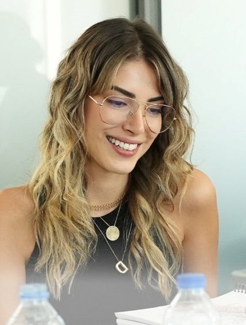 Hande Erçel yeni sineması için imaj tazeledi (Ünlülerin değişimi) 120