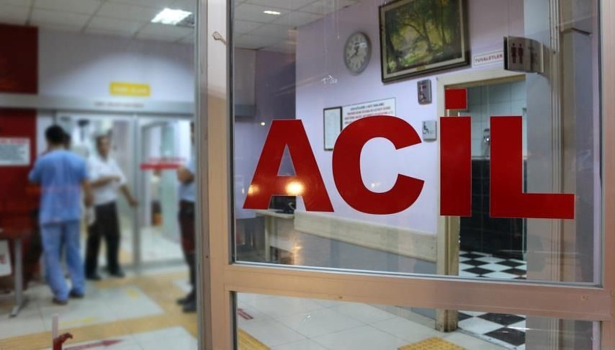Balık ambarına düşen işçiler zehirlendi Balık ambarına düşen işçiler zehirlendi