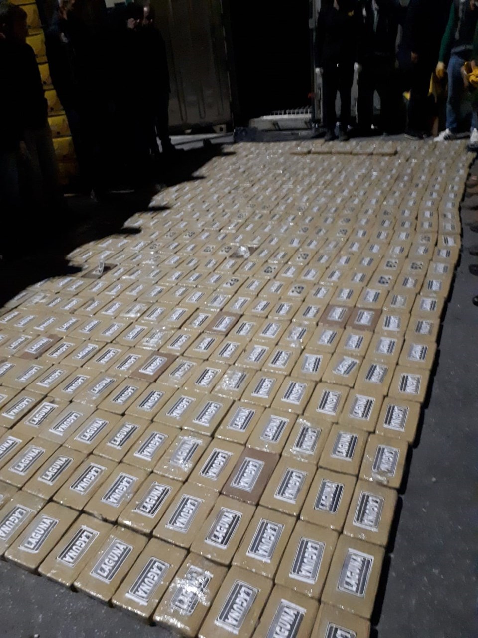 Mersin'de 615 kilogram kokain ele geçirildi - 2