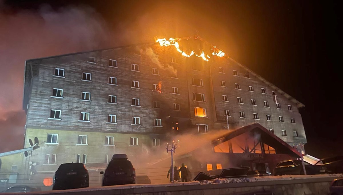 Eşi ve kızı Grand Kartal Otel'de ölen Hilmi Altın: Sorumlular cezasını çekmeli Eşi ve kızı Grand Kartal Otel'de ölen Hilmi Altın: Sorumlular cezasını çekmeli