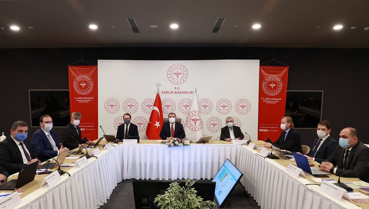 Sağlık Bakanı Koca: İstanbul'da vaka sayılarında yaklaşık yüzde 20 düşüş oldu