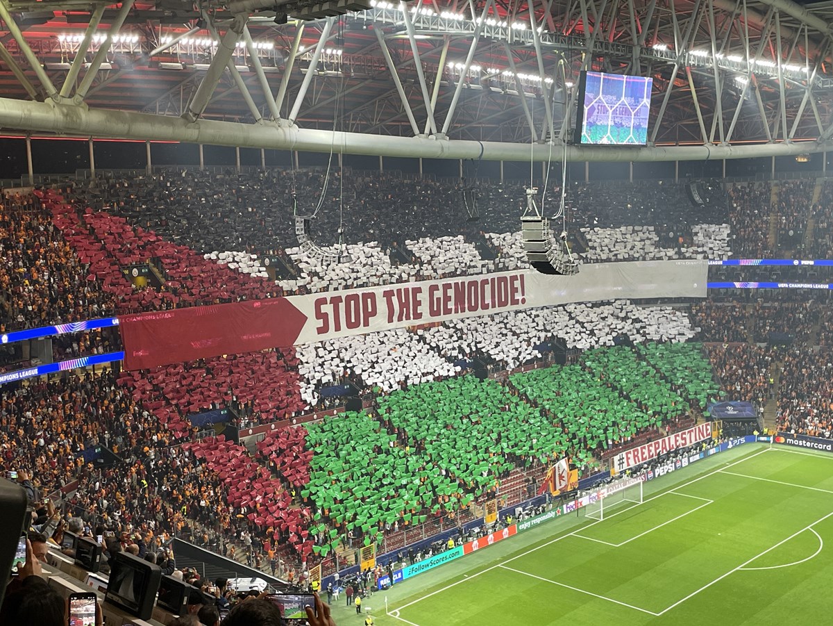 Galatasaray tribünlerinin Filistin