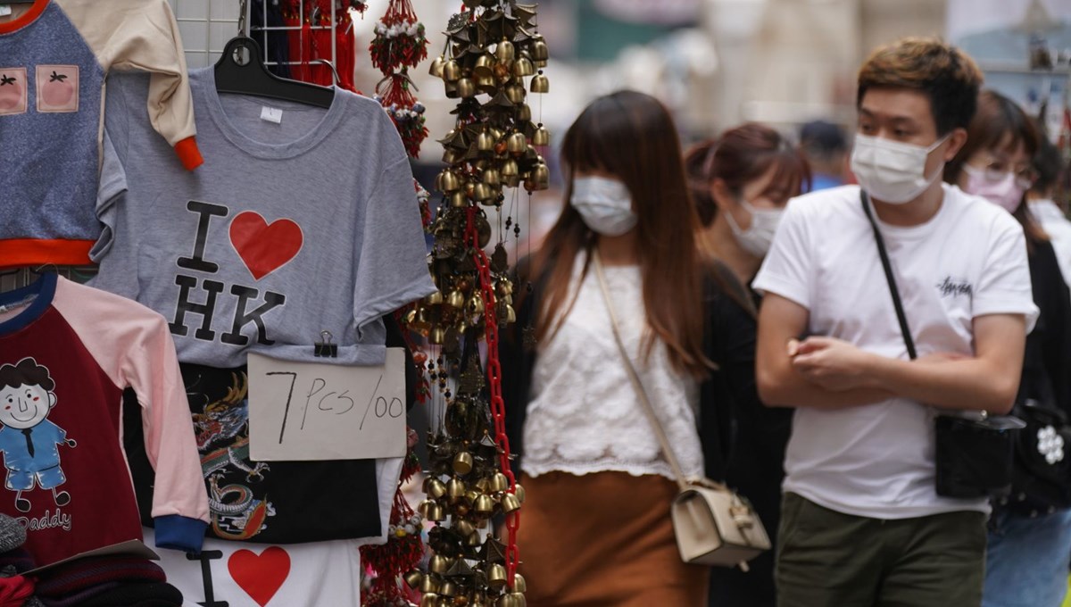 Corona virüste son durum: Covid-19 bir ülkeye daha sıçradı