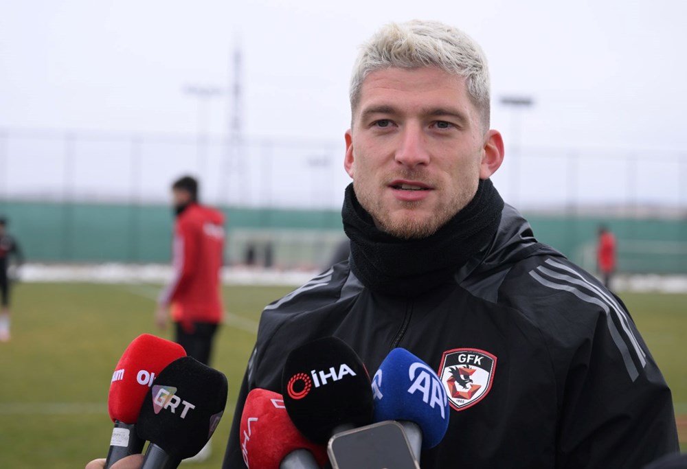 Semih Güler, Mertens'le girdiği penaltı pozisyonuyla ilgili konuştu: Görüntüler, her şey ortada! - 5