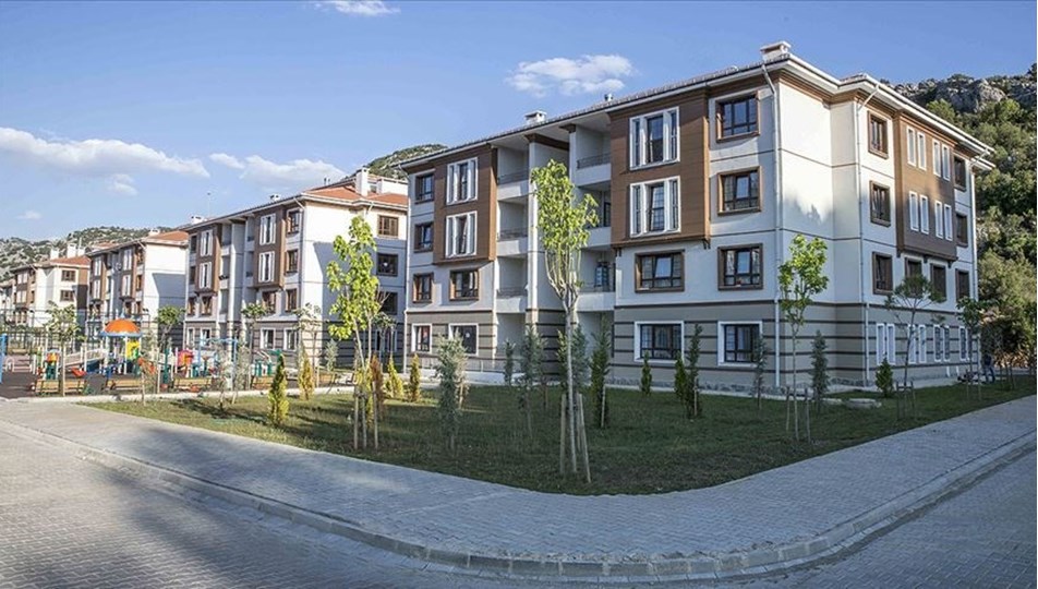 8 binden fazla lojman açık ihale yöntemiyle satıldı