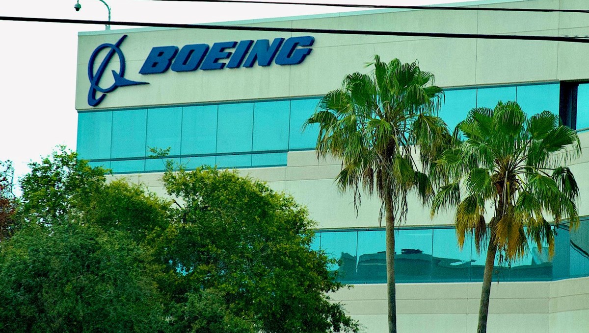 Boeing hisseleri düştü