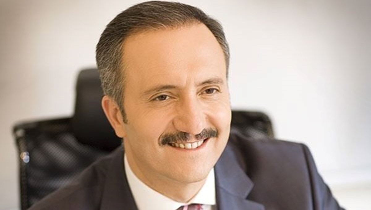 Aziz Yeniay kimdir? AK Parti Küçükçekmece Belediye Başkan Adayı Aziz Yeniay kaç yaşında, nereli?