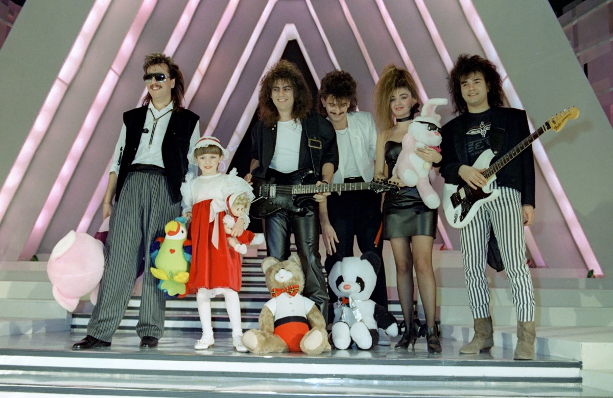 Eurovision 1988 finaline katılan İlhan İrem (solda), 13 Şubat