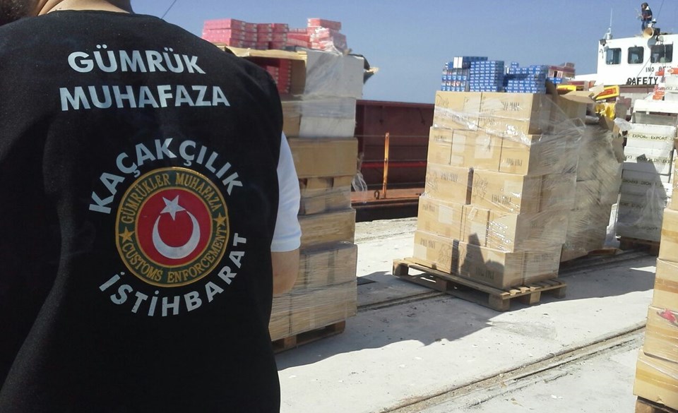 İstanbul'da 3.3 milyon paket kaçak sigara ele geçirildi - 1