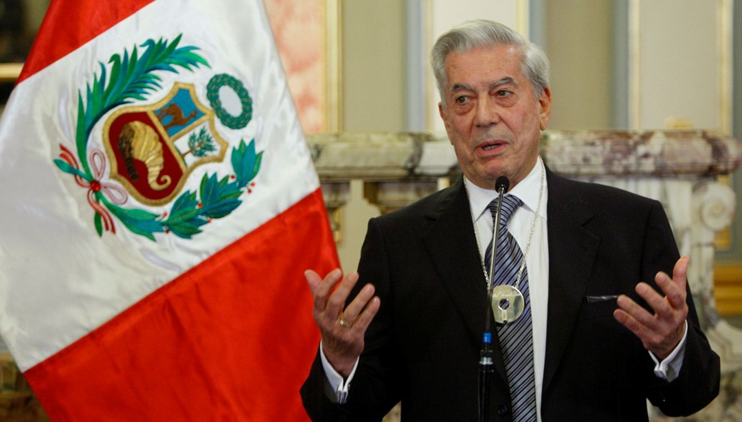 Yazar Mario Vargas Llosa hayatını kaybetti