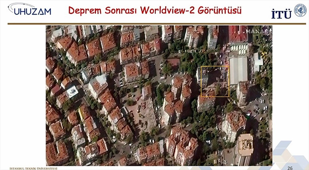 İzmir'deki yıkım uzaydan görüntülendi - 5